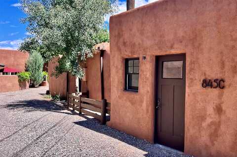 845 E Palace, Santa Fe, NM 87501