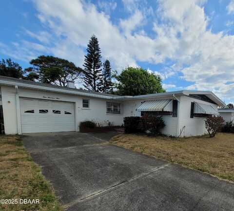 409 Manhattan Avenue, Daytona Beach, FL 32118