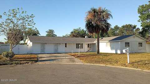 1657 Slogar Circle, Daytona Beach, FL 32117