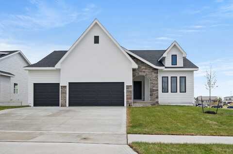 4645 180th Street, Urbandale, IA 50323