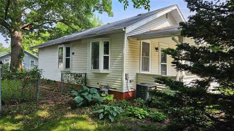 undefined, Newton, IA 50208