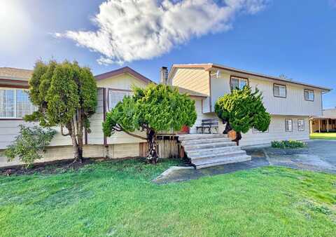 1560 El Monte, Crescent City, CA 95531
