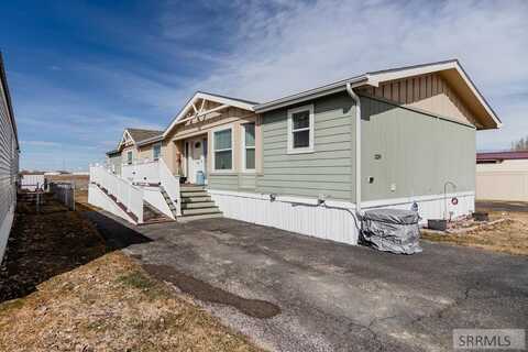 2139 N Pinewood Drive, Idaho Falls, ID 83401