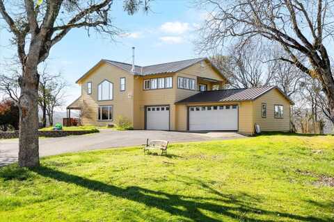 6460 Tolo Road, Central Point, OR 97502