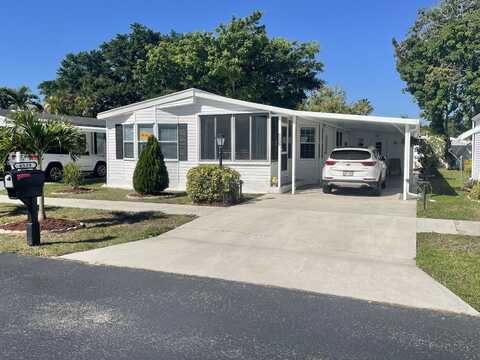6539 NW 37th Ave, Coconut Creek, FL 33073