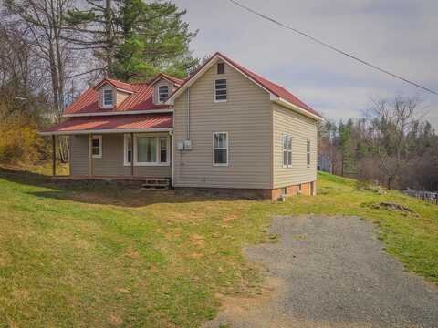 104 Barbershop Lane, Fries, VA 24330