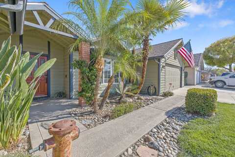 1454 Cedar Lane, Lemoore, CA 93245