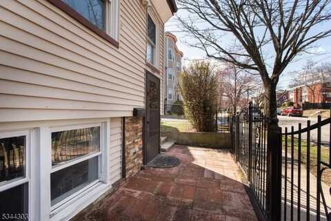 109 Maple Ave, Montclair, NJ 07042