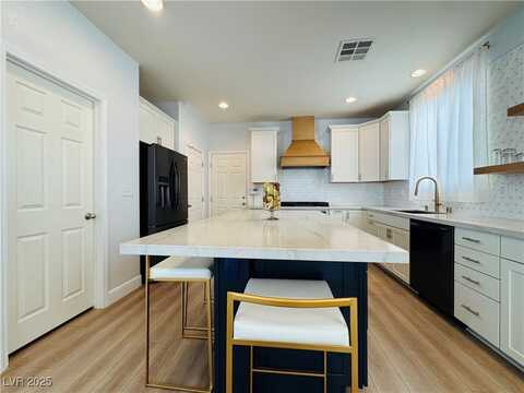 6495 Little Harbor Court, Las Vegas, NV 89141