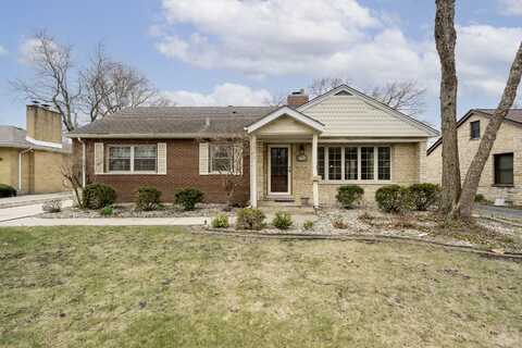 8504 Crestwood Avenue, Munster, IN 46321