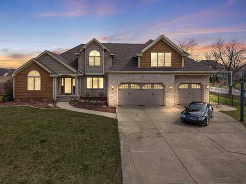 15 Lockerbie Green, Valparaiso, IN 46385