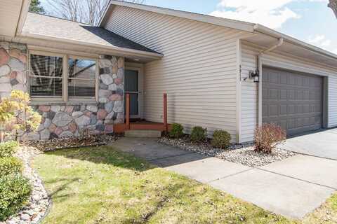 5917 Wood Valley Road, Kalamazoo, MI 49009