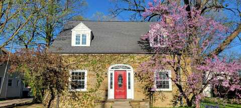 345 S Cochran Avenue, Charlotte, MI 48813