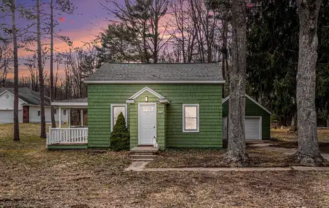 6317 Henry Street, Norton Shores, MI 49441