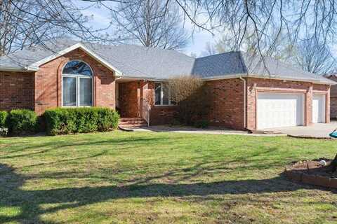 903 S Park Street, Nixa, MO 65714