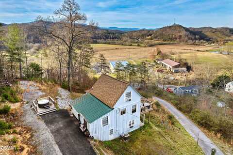 1174 Sharp Rd Road, Sevierville, TN 37876