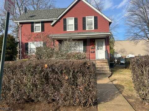 113 Franklin St, Little Ferry Boro, NJ 07643