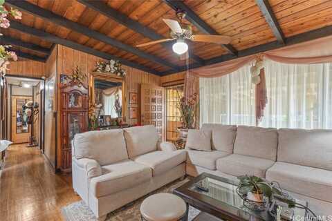 1903 Lei Momi Place, Wahiawa, HI 96786