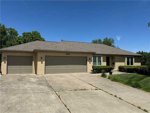 22804 E 28th Terrace Court, Blue Springs, MO 64015