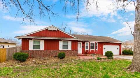 7504 Maple Lane, Raytown, MO 64138
