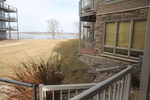 435 240th Avenue 101, Arnolds Park, IA 51331