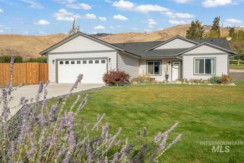 590 Pearl Road, Caldwell, ID 83687