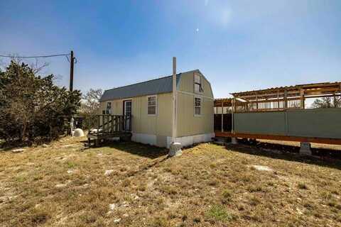521 Rolling Oaks Dr, Harper, TX 78631