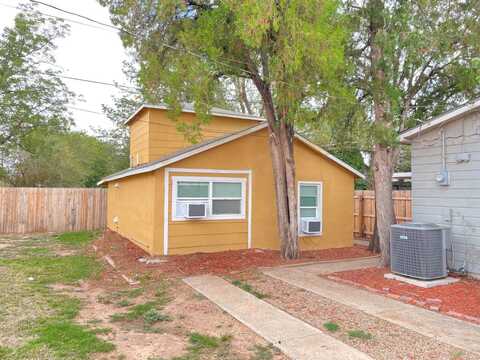 3320 28th Street, Lubbock, TX 79410