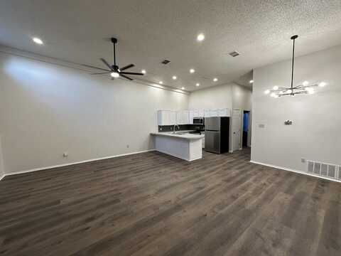 5005 27th Street, Lubbock, TX 79407