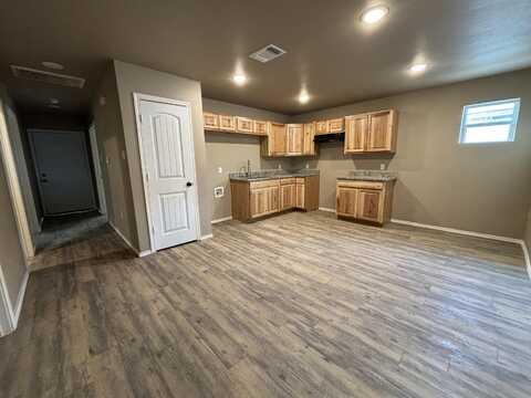 2224 E Main Street, Lubbock, TX 79403