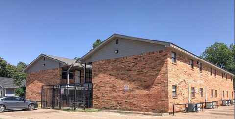 2202 15th Street, Lubbock, TX 79401