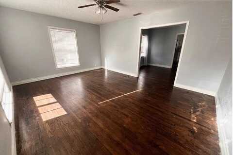 2404 26th Street, Lubbock, TX 79411
