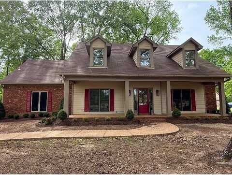 112 OAK GROVE, Byhalia, MS 38611