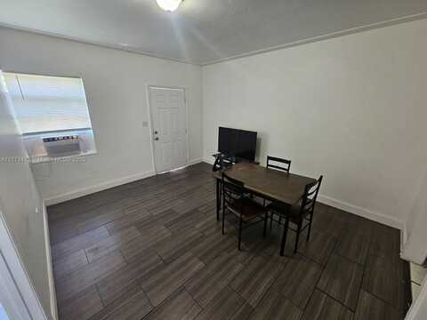 1921 Marseille Dr, Miami Beach, FL 33141