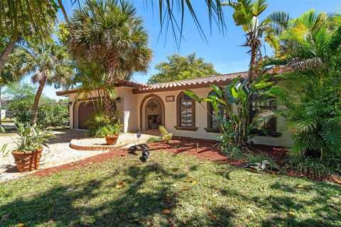 14841 Dade Pine Ave, Miami Lakes, FL 33014
