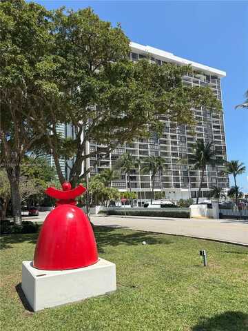 1901 Brickell Ave, Miami, FL 33129