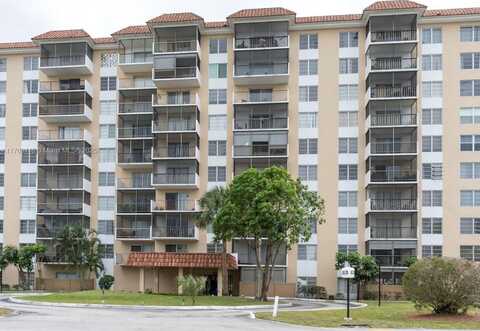 4174 Inverrary Dr, Lauderhill, FL 33319
