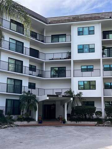 900 River Reach Dr, Fort Lauderdale, FL 33315