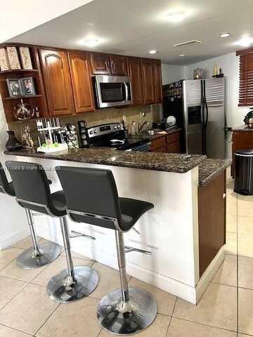 1663 NE Miami Gardens Dr, Miami, FL 33179