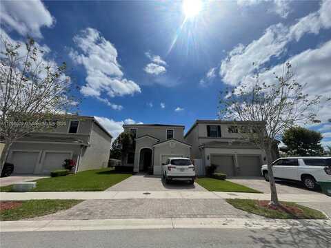 838 NE 191st St, Miami, FL 33179