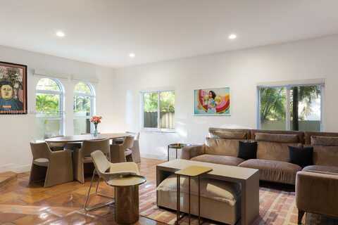 3149 Mary St, Miami, FL 33133
