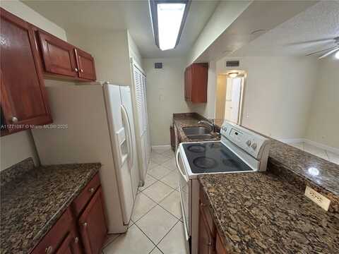 4537 Treehouse Ln, Tamarac, FL 33319