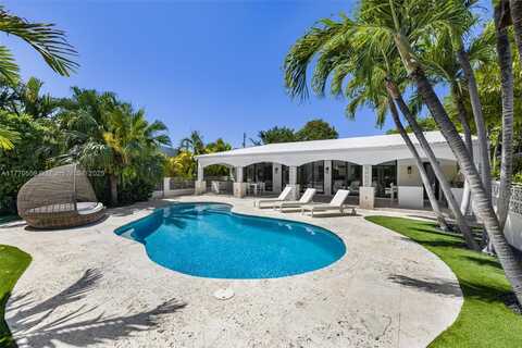 7805 Noremac Ave, Miami Beach, FL 33141