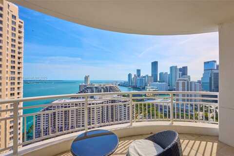 848 Brickell Key Dr, Miami, FL 33131