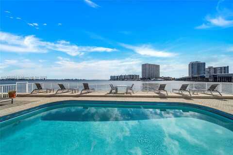2016 Bay Dr, Miami Beach, FL 33141
