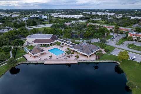 7991 N Sunrise Lakes Dr, Sunrise, FL 33322