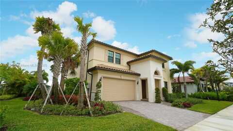 8725 Parkland Bay Dr, Parkland, FL 33076