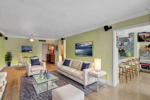 2655 Collins Ave, Miami Beach, FL 33140