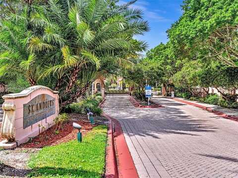 12118 Saint Andrews Pl, Miramar, FL 33025