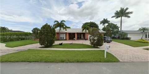 16733 Golfview Dr, Weston, FL 33326